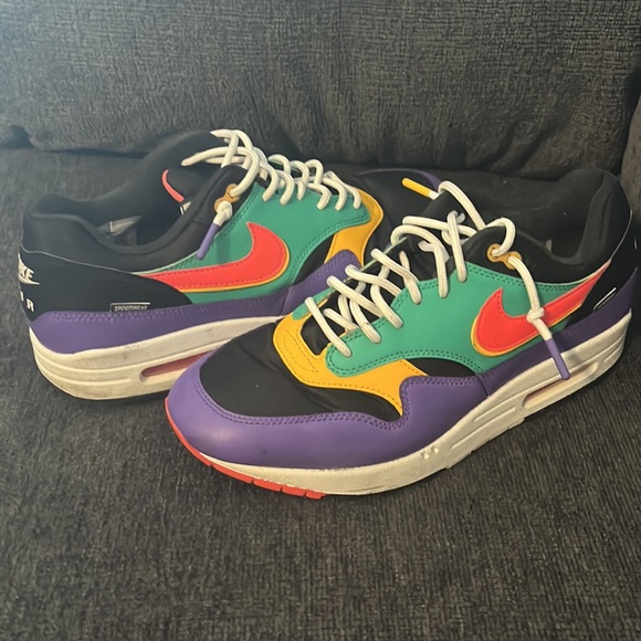 Men multicolor Nike - Picture 3 of 3
